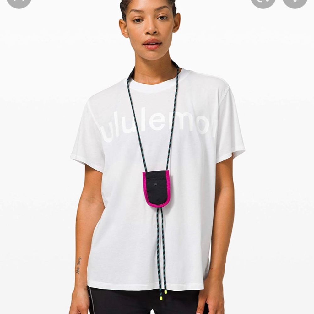 Lululemon hold on lanyard